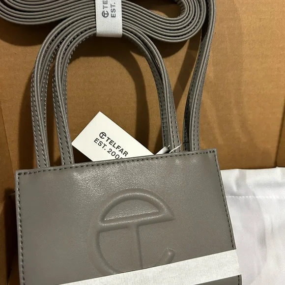 Telfar small (grey) - Picture 4 of 6
